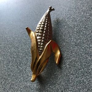 Corn Brooch